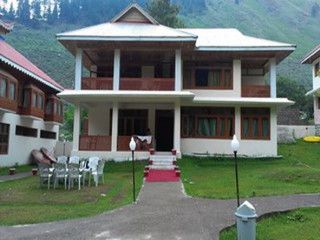 Pine Park Hotel Naran City